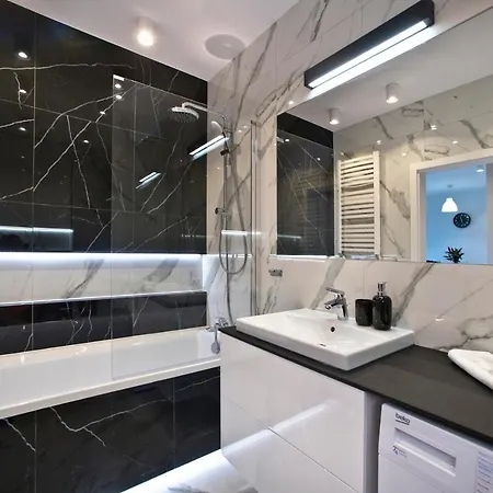 Marina Mokotow P&o Serviced * ワルシャワ